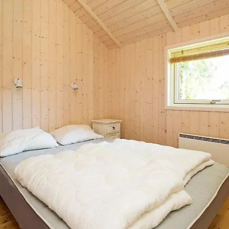 Three-bedroom In 1 *