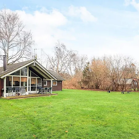 Three-bedroom In 1 *